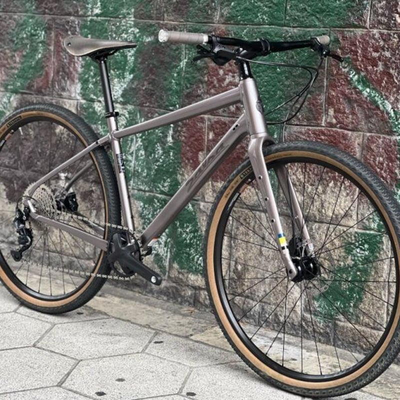 SALSA 「サルサ」 JOURNEYER FLAT  2022年モデル フラットグラベル SALSA 「サルサ」 JOURNEYER FLAT 2022年モデル フラットグラベル