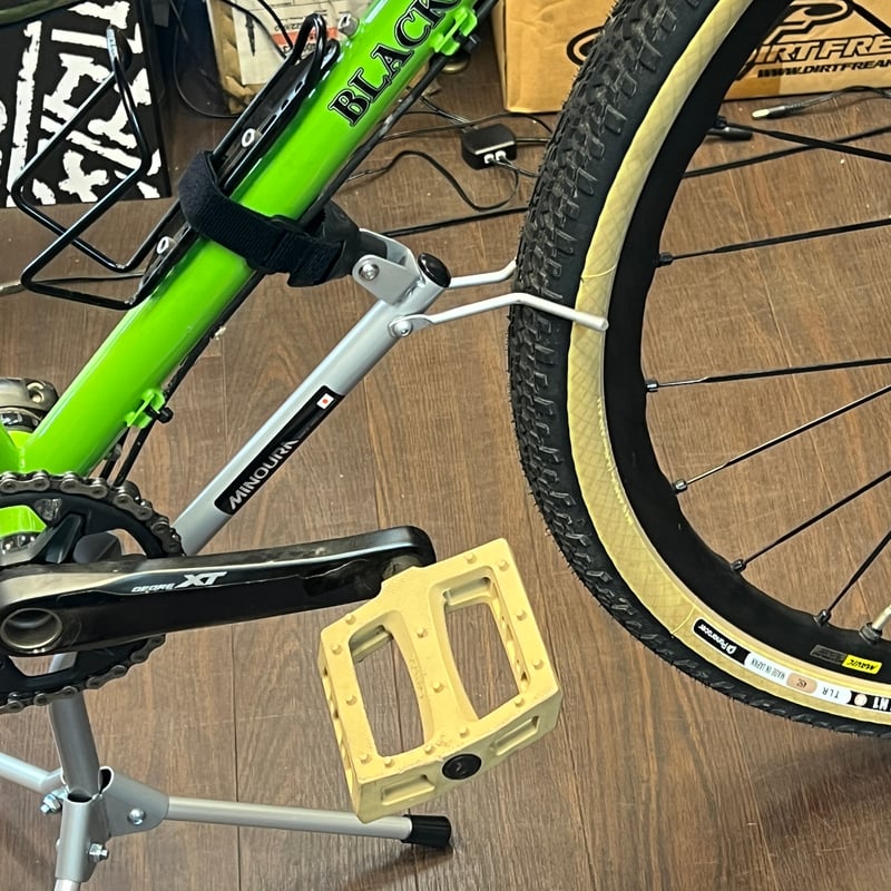 Minoura バイク ディスプレイ スタンド バイクタワー25D - MINOURA JAPAN