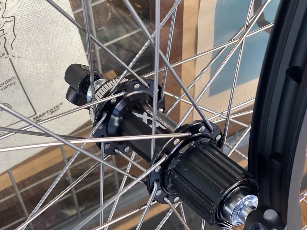 YFZ33」SHIMANO 105 +MAVIC 192 H 前後輸ホイ一ルセット タイヤ劣化