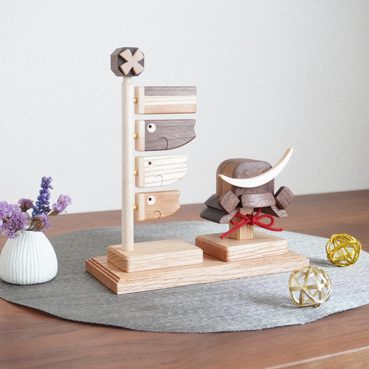 新作】まさむね兜とちいさな鯉のぼり | 木工房 福ひで