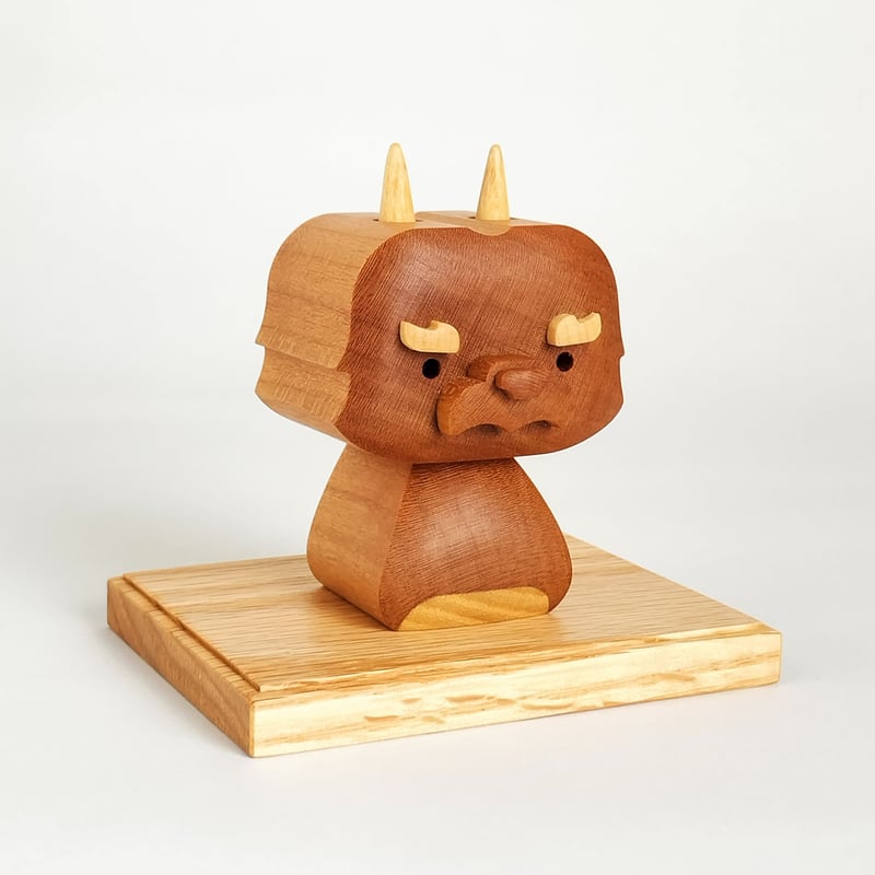 干支の置物 2024『辰』（飾り台つき） | 木工房 福ひで