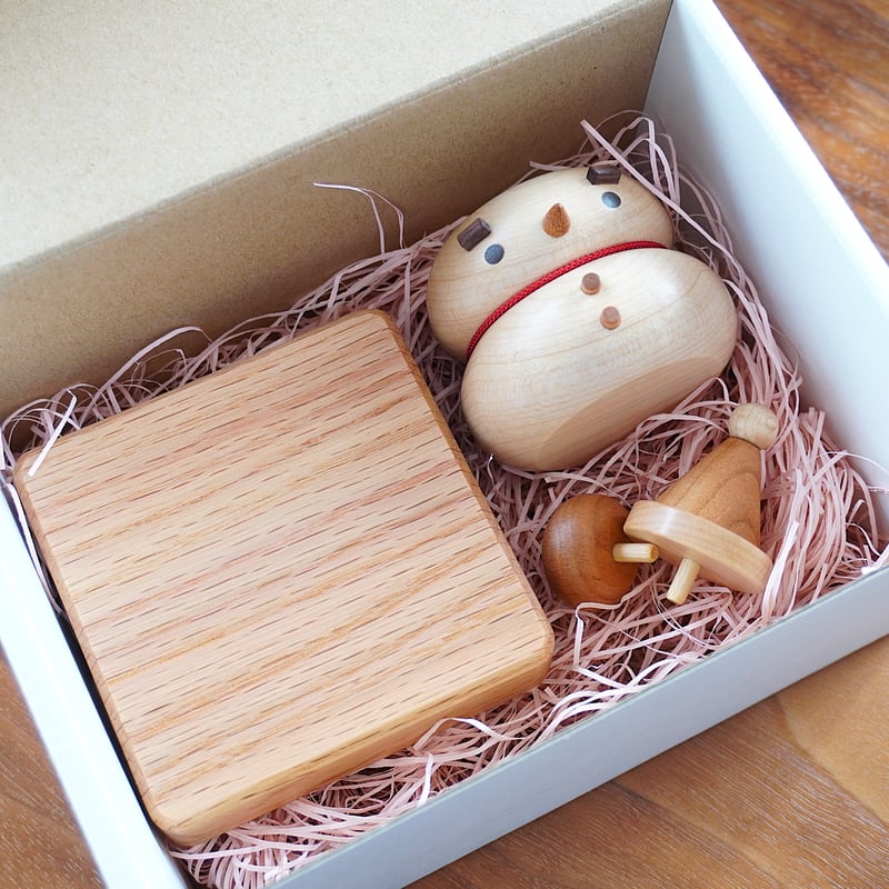 お正月飾り ひとつで二役 『雪だるまmochi』 | 木工房 福ひで