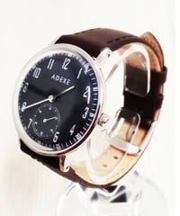 ot1611-3 ○ ADEXE アデクス 2043C-T01 腕時計 33㎜ ブラウン ダークブルー スモールセコンド クオーツ レザー 定価8,888円
