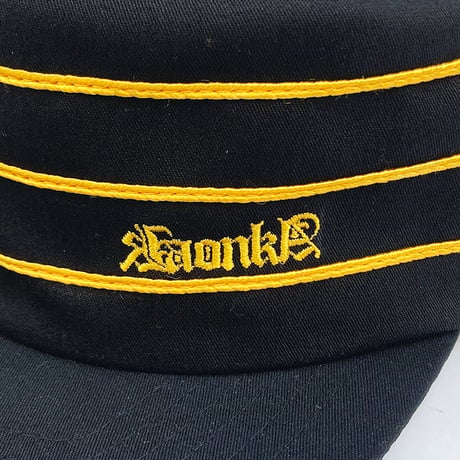 KAONKA cap 24FALL blackletter embriderd classic cap BLACK/GOLD stitch