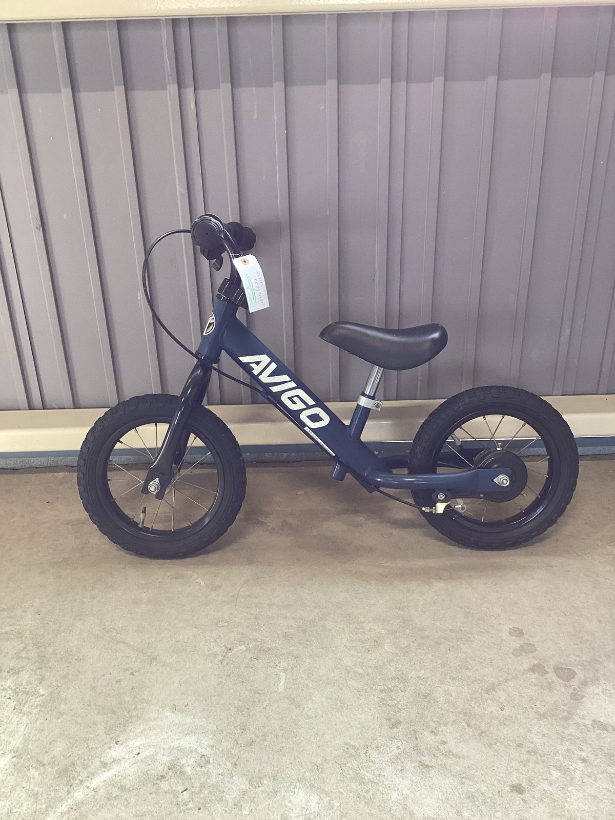 PRO 12 AVIGO幼児用自転車 PRO 12 AVIGO幼児用自転車