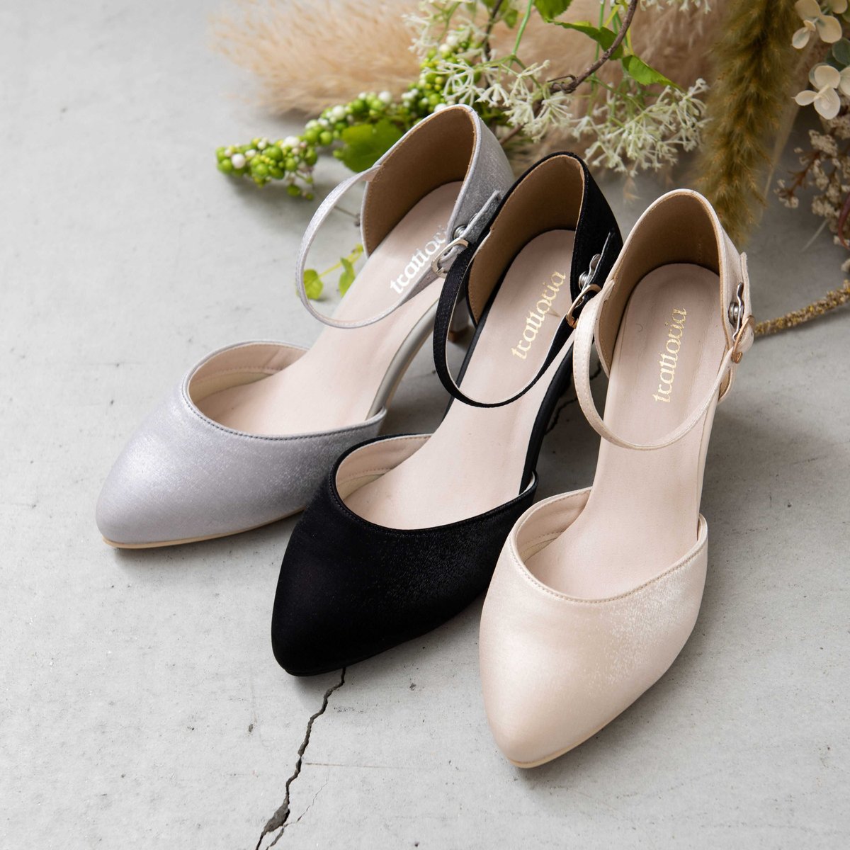 シャイニーシンプルストラップパンプス | ZORVA