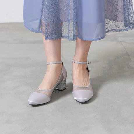 チャンキーヒールシアパンプス