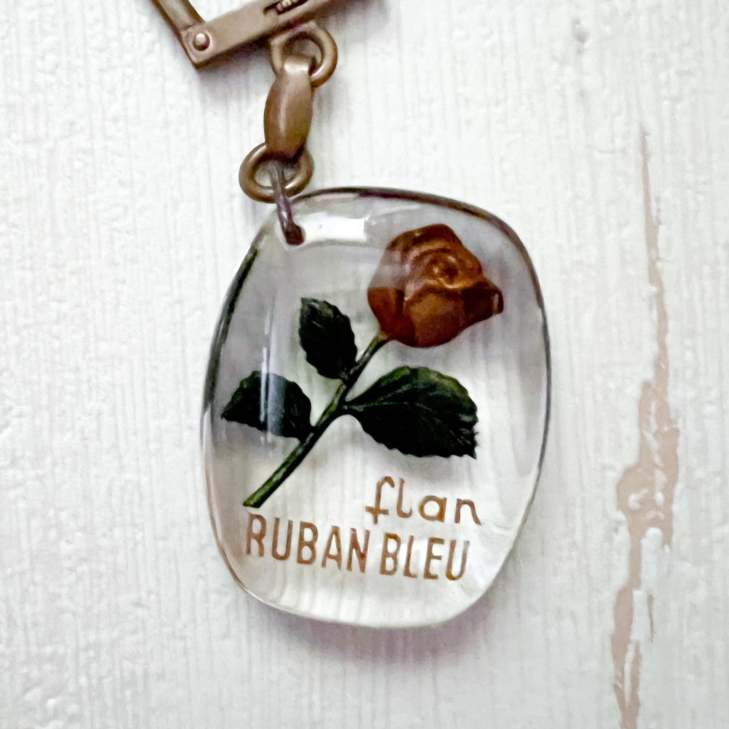 美しい薔薇 フランス ブルボンキーホルダー flan RUBAN レア original