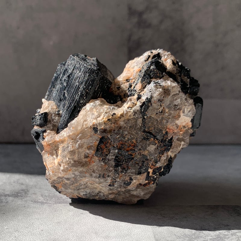 4.母岩付きブラックトルマリン【天然石・鉱物・パワーストーン