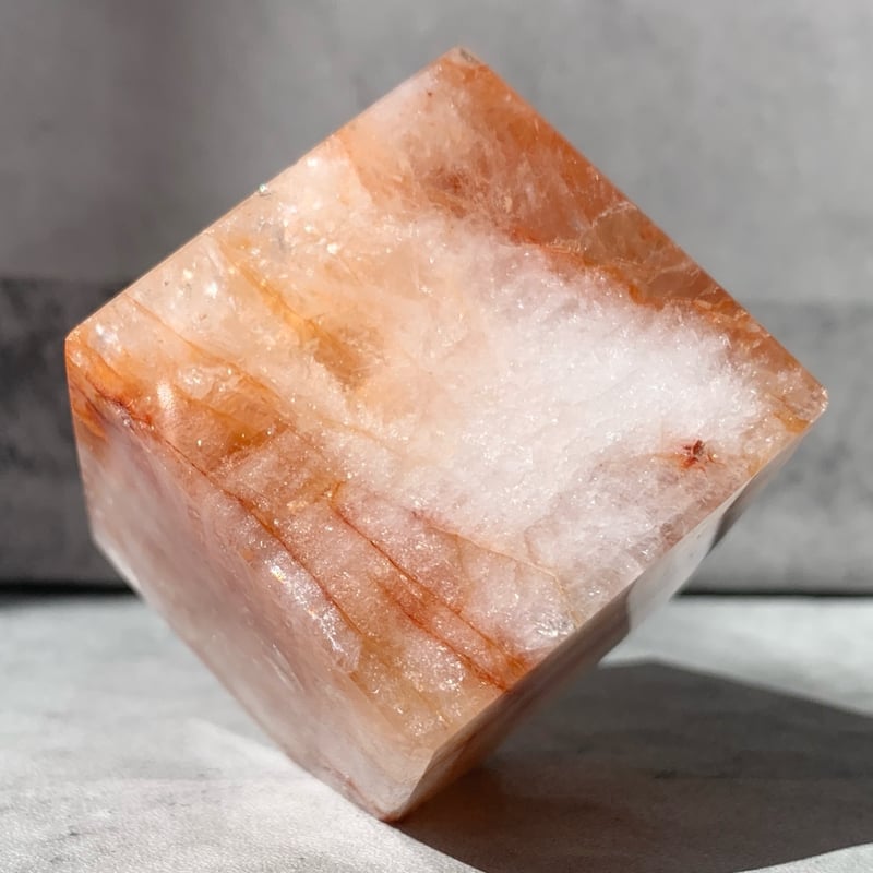 ファーデンクォーツ6.89kg 天然石