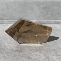 353.シトリンフリーフォーム✧虹入り【天然石・鉱物・パワーストーン】