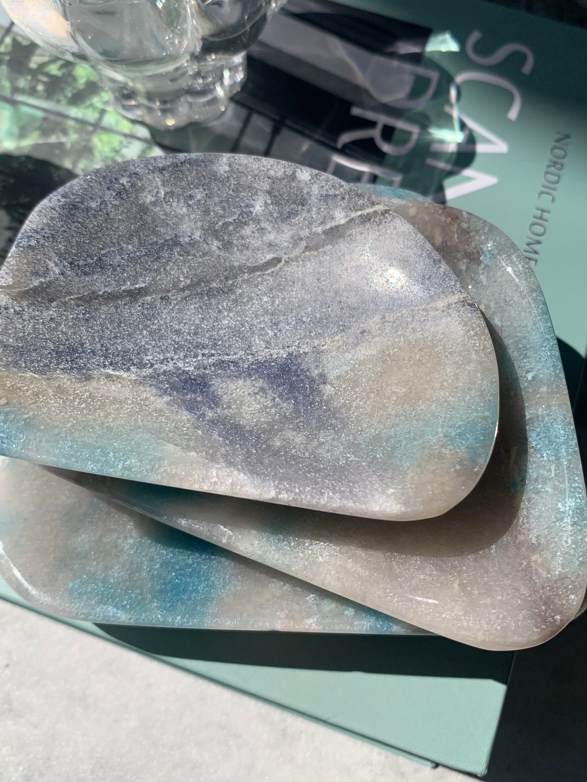 トロレアイト　ピラミッド　天然石 富士山のような◎トロレアイトインクォーツ（トロール石