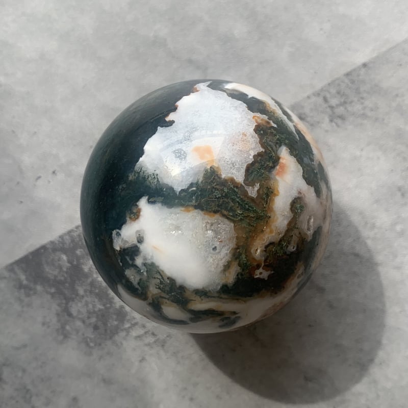石好きさんにはたまらない　モスアゲート　スフィア　天然石 モスアゲート【φ7.7cm】/ スフィア | ariife.公式オンライン