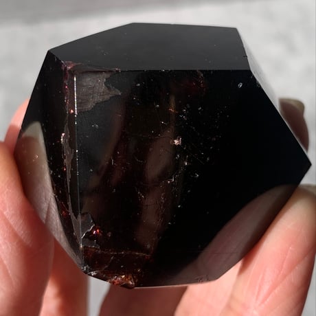 111.ガーネット【天然石・鉱物・パワーストーン】