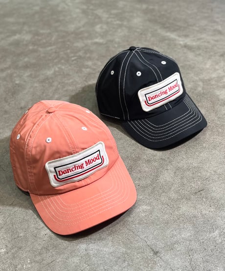 DANCING MOOD  "Vintage Patch Tractor Cap"