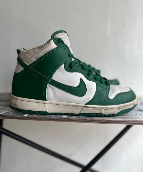 DANCING MOOD " '02 NIKE DUNK HIGH"