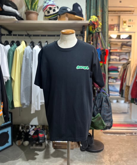 SAMUEL "BOOMBOX TEE"