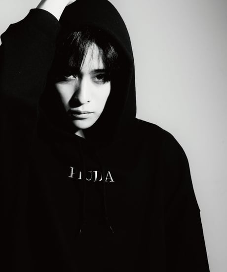 PiUDA "Logo" Hoodie（ブラック）