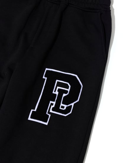 PiUDA ”PD” Wappen Sweat Pants（ブラック）