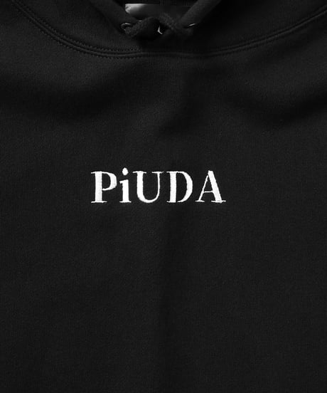 PiUDA "Logo" Hoodie（ブラック）