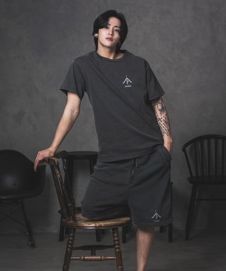 PiUDA  Logo T-Shirt  Charcoal Black