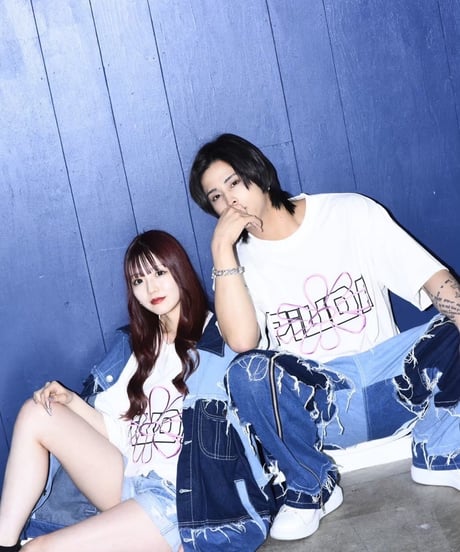 PiUDA Flower Logo T-Shirt（ホワイト）