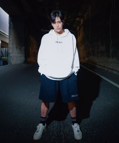 PiUDA "Logo" Hoodie（ホワイト）