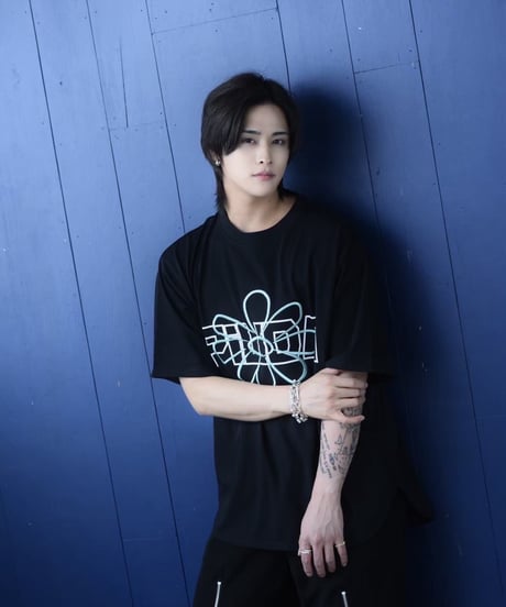 PiUDA Flower Logo T-Shirt（ブラック）