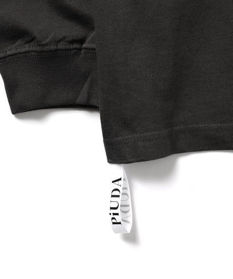 PiUDA "Logo" L/S Tee（オールドブラック）