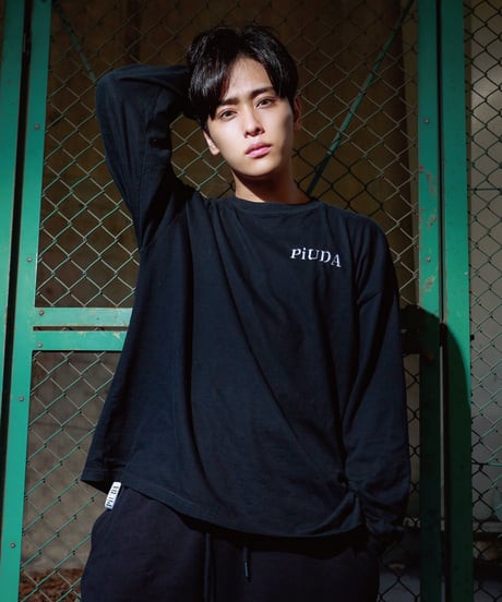 PiUDA "Logo" L/S Tee（ブラック）