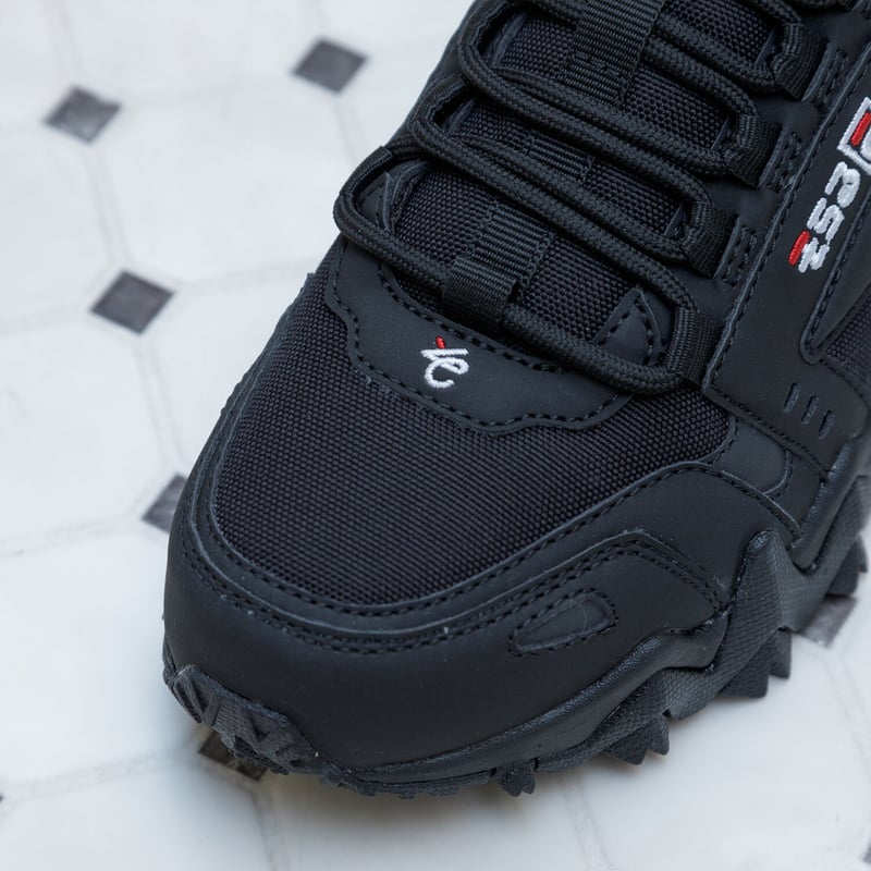 そらる FILA スニーカー 箱あり】そらる×FILA 15周年そらる スニーカー white 白 23cm