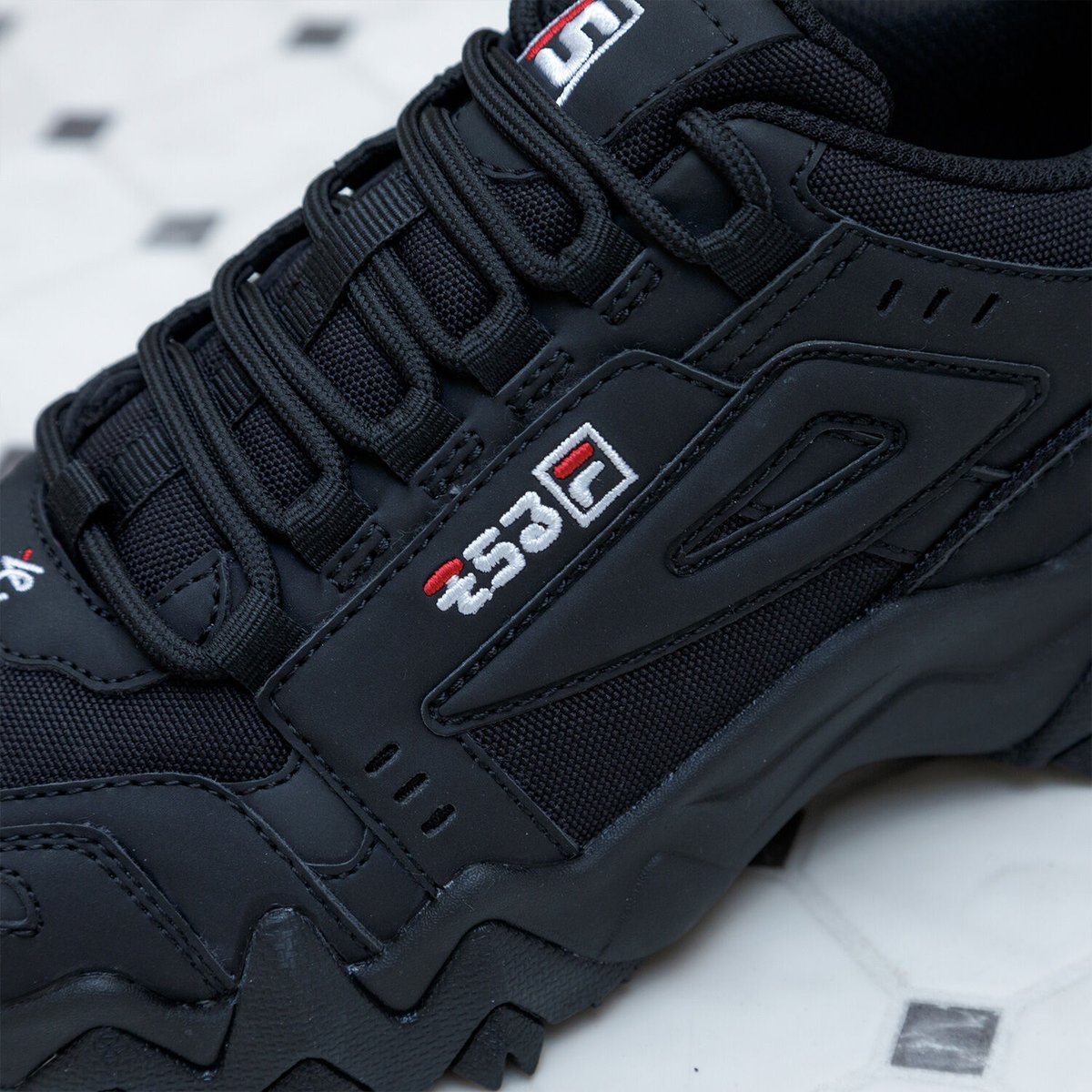 そらる×FILA OAKMONT TR-15周年そらるモデル【Black】