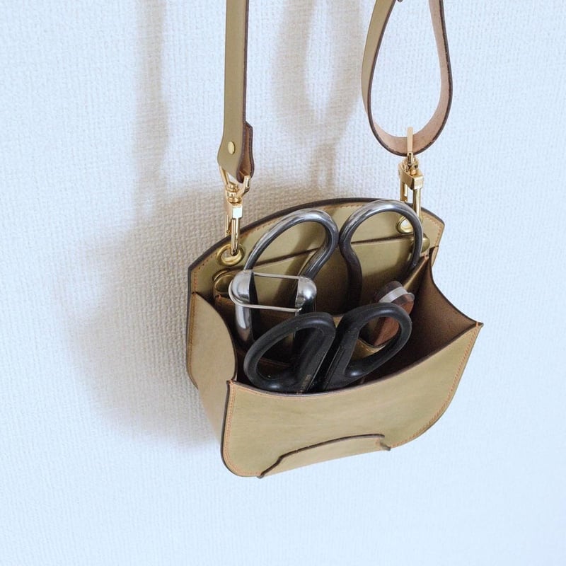受注製作品 染色仕上げのフローリストケースor02 | Origin leather work