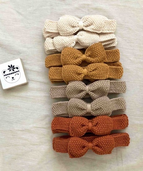 babytoly - seed head bow