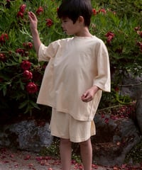 Façade -  wide SS tee - butter