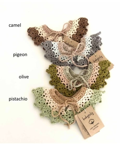 babytoly - happy moon crochet collars