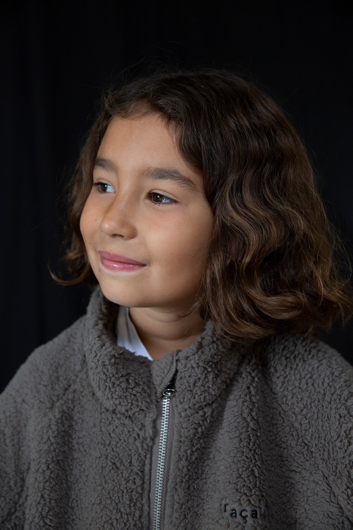 Façade - teddy zip sweater - stone | sounote