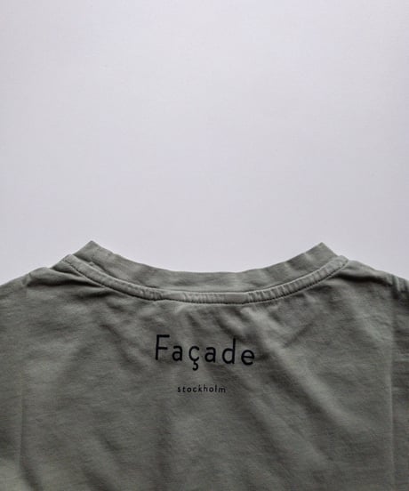 Façade - quarter ls tee - sage