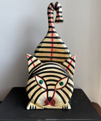 Wooden Holder/Cat