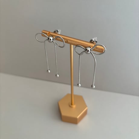 Ribbon pierce / stainless