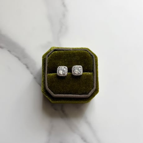 Square zircon pierce / silver925