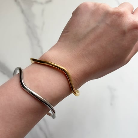 Basic bangle / stainless