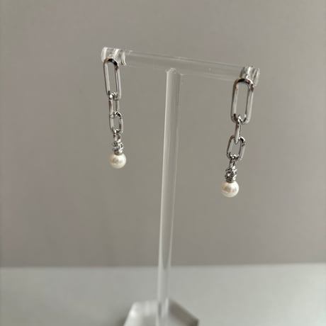 Chain& Pearl pierce / silver925