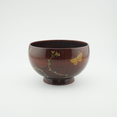 お椀　蝶唐草