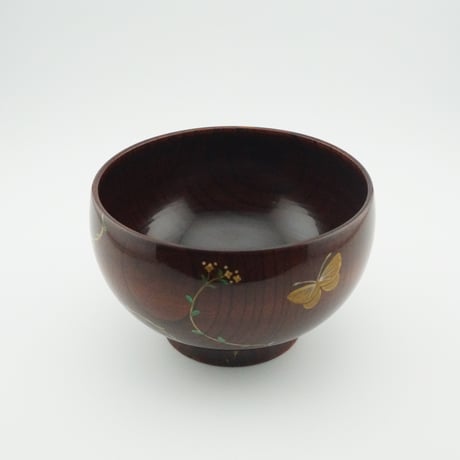 お椀　蝶唐草
