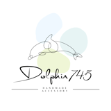 Dolphin745