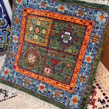 トライバルラグ | STORES