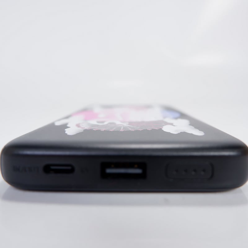 2025 鈴鹿限定SAKURA】モバイルバッテリー（ブラック