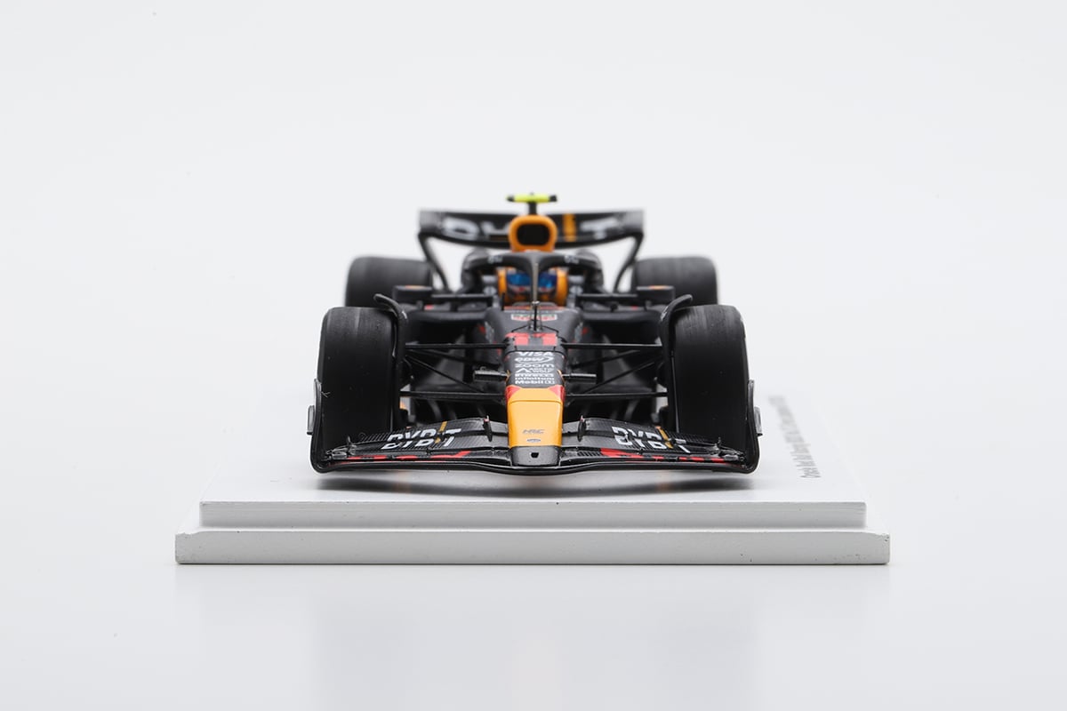 美品状態の全てが企業物のミニカーになります。 2024F1ミニカー 日本GP仕様【No.11 S.Perez】 | mobilitystation