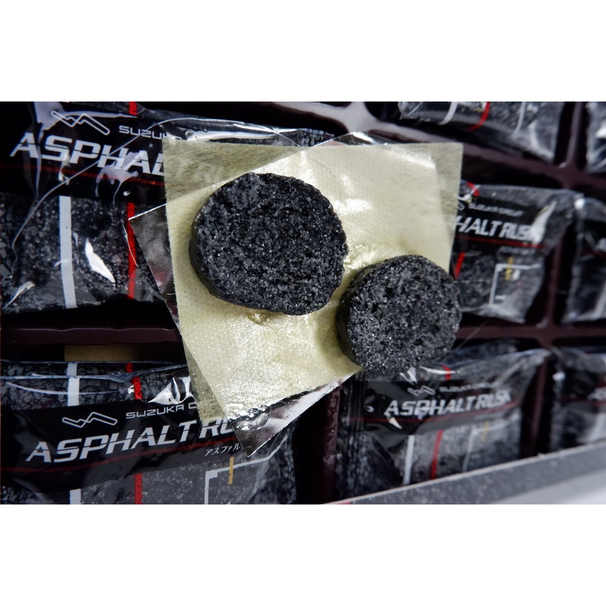 鈴鹿サーキット　大規模改修工事記念特殊アスファルト舗装ブロック　限定品 鈴鹿サーキット 大規模改修工事記念特殊アスファルト舗装ブロック 限定